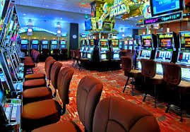 Bàn Live Casino trực tuyến với dealer thật tại c54111 Việt Nam